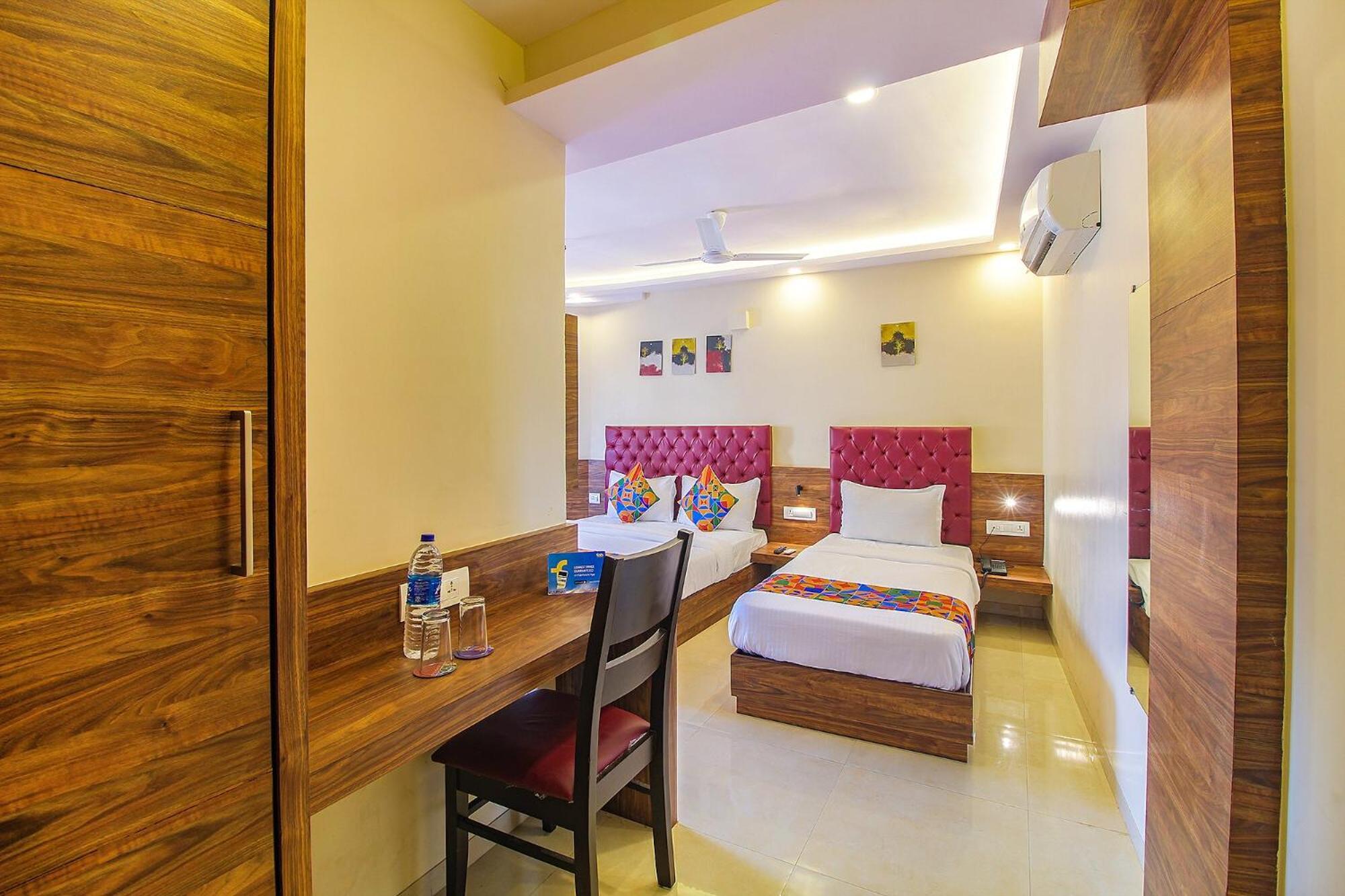 מומביי Fabhotel Peninsula - Nr Csmt Station מראה חיצוני תמונה