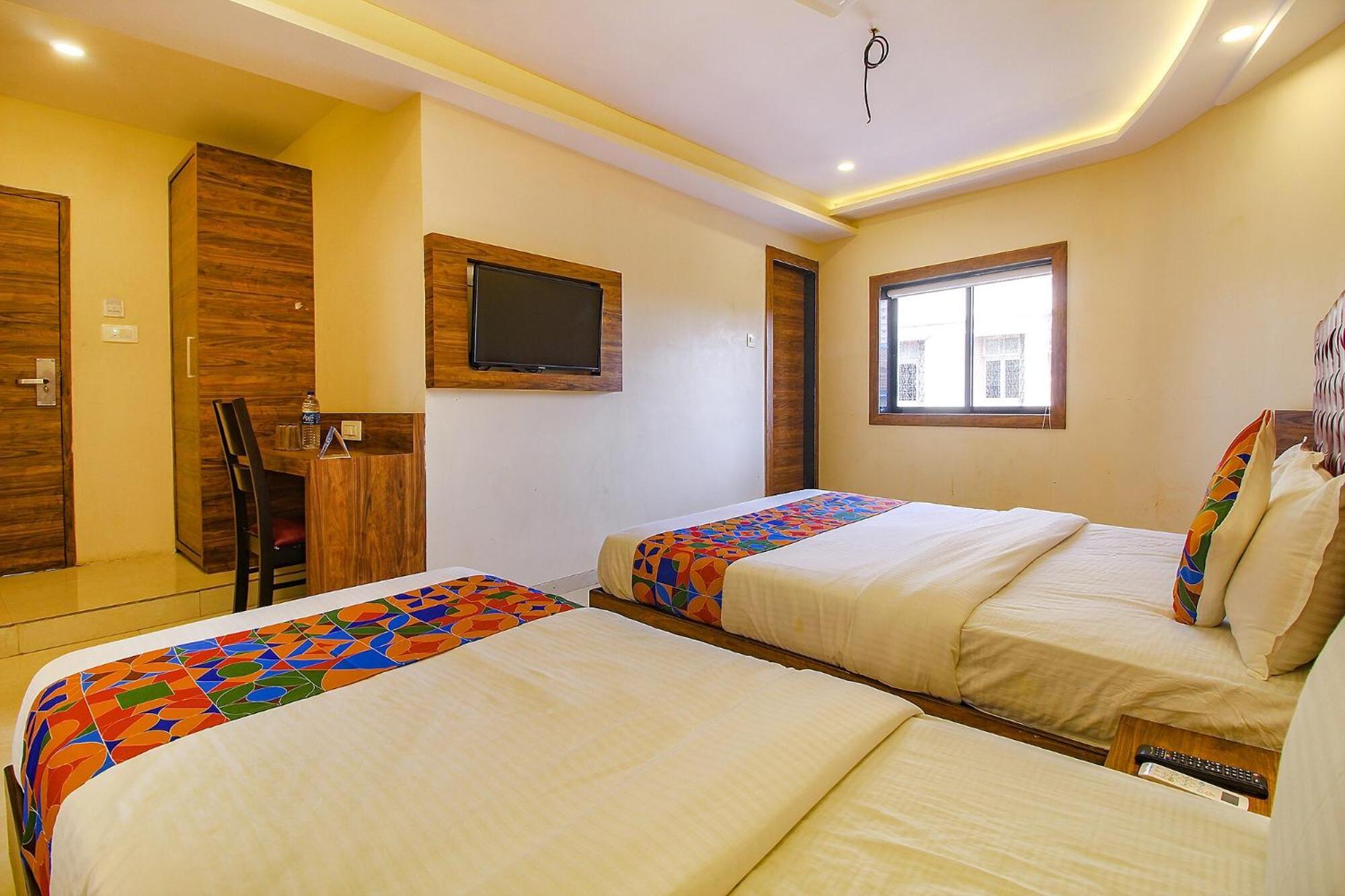 מומביי Fabhotel Peninsula - Nr Csmt Station מראה חיצוני תמונה