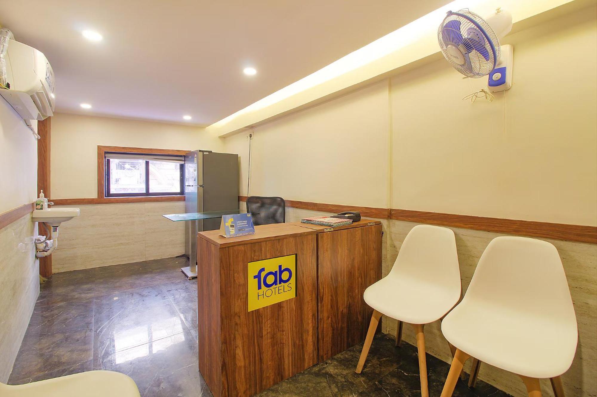 מומביי Fabhotel Peninsula - Nr Csmt Station מראה חיצוני תמונה