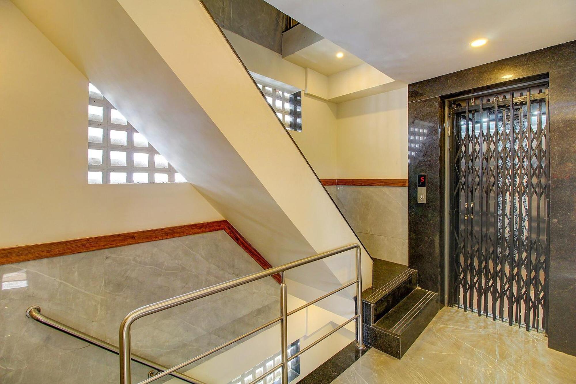 מומביי Fabhotel Peninsula - Nr Csmt Station מראה חיצוני תמונה